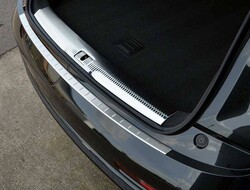 Krom Aksesuar » Omsa - Audi Q3 Krom Arka Tampon Eşiği Taşlı 2011-2016 Arası