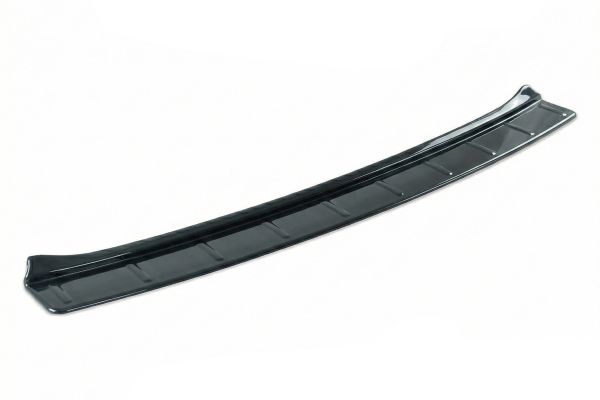 Chery Tiggo 8 Pro Arka Tampon Eşiği Parlak Plastik 2023 ve Sonrası