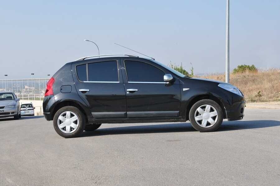 OMSA Dacia Sandero HB Krom Cam Alt Çıtası 4 Parça 2008-2012 Arası