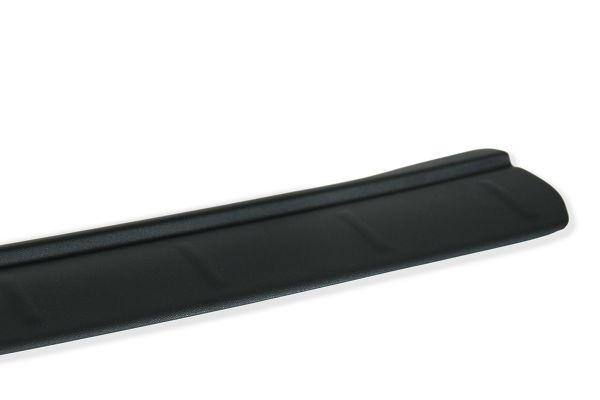 Fiat 500 Coupe Arka Tampon Eşiği Plastik 2016 ve Sonrası