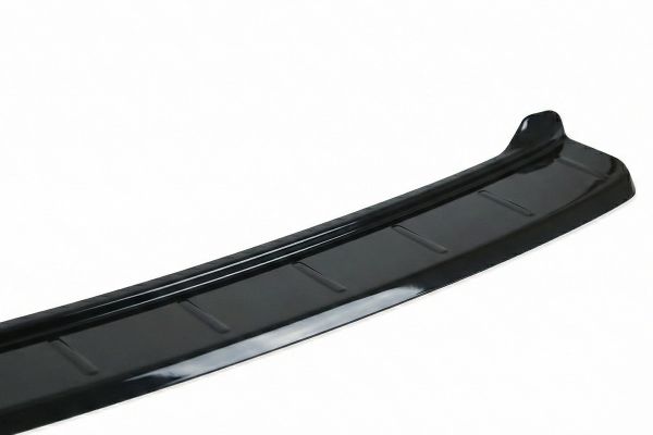 Fiat 500X Sport Arka Tampon Eşiği Parlak Plastik 2020 ve Sonrası