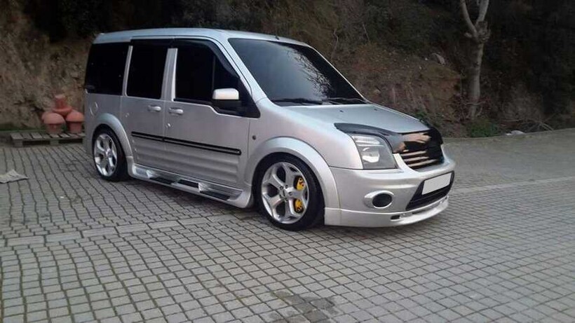 Body Kit » Fiber - Ford Connect Marşpiyel 2003-2014 Arası