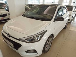 Body Kit » Plastik - Hyundai İ20 Yarasa Batman Ayna Kapağı Piano Black 2014 ve Sonrası