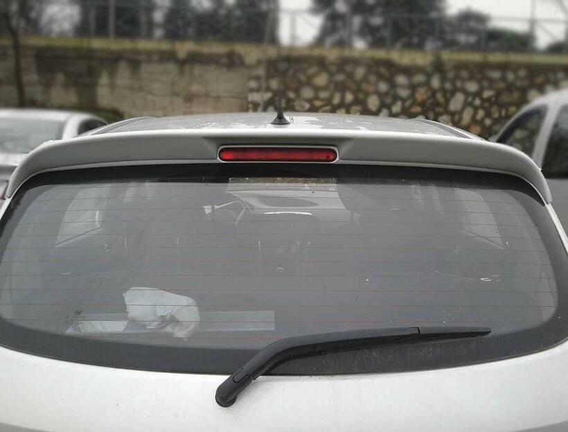 Body Kit » Fiber - Hyundai i20 Spoiler 2008-2014 Arası