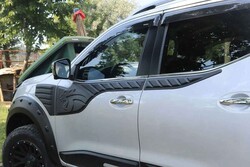 Nissan Navara Kapı Dodik Yarasa 6 Parça 2016-2020 Arası - Thumbnail