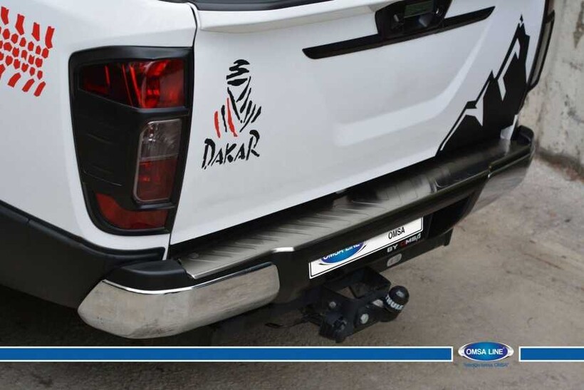OMSA Nissan Navara Krom Arka Tampon Eşiği Taşlı 2016 ve Sonrası - Thumbnail