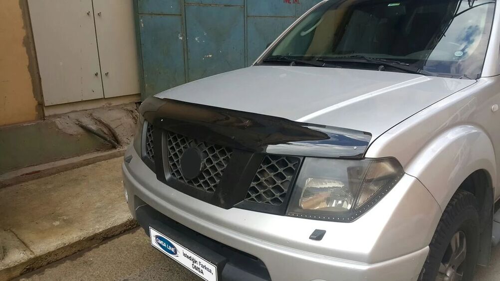 Nissan Pathfinder Ön Kaput Rüzgarlığı 2005-2010 Arası