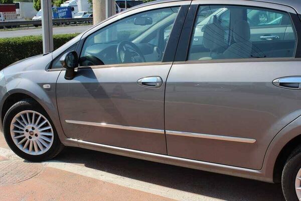 OMSA Fiat Linea Krom Yan Kapı Çıtası 4 Parça 2007-2018 Arası
