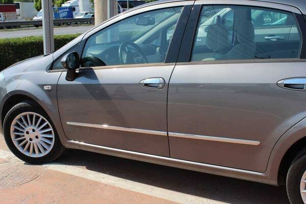 OMSA Fiat Linea Krom Yan Kapı Çıtası 4 Parça 2012-2018 Arası