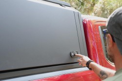 OMSA Isuzu D-Max Omcap Kapalı Kabin Paslanmaz Çelik 2025 ve Sonrası - Thumbnail