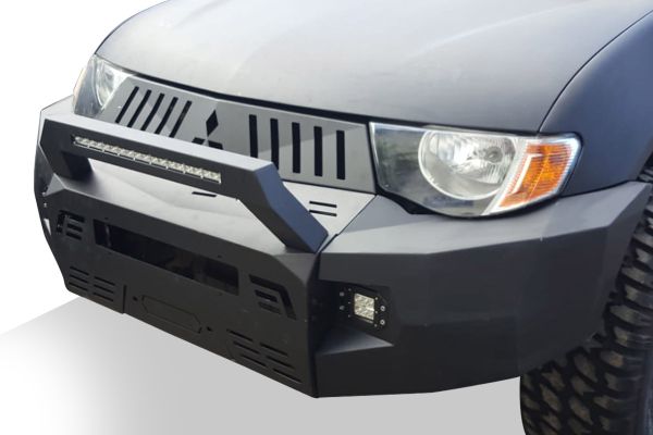 OMSA Mitsubishi L200 Dakar Ön Tampon Sensörlü-Sensörsüz Ledbarlı 2007-2015 Arası