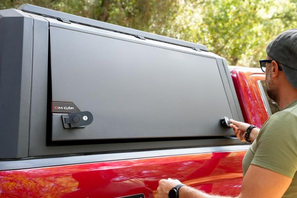 OMSA Mitsubishi L200 Omcap Camlı Kabin Camp Paslanmaz Çelik 2015-2023 Arası