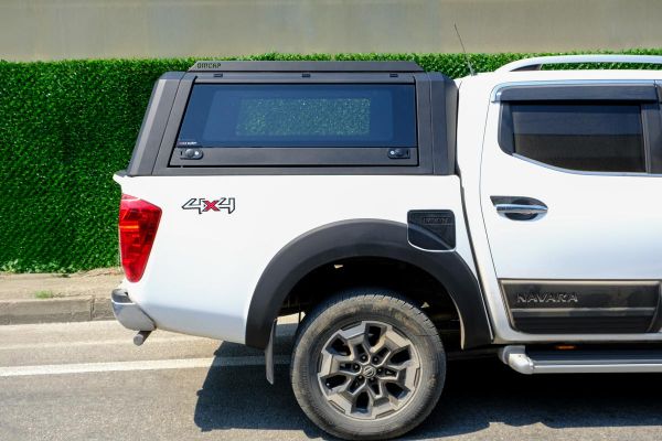 OMSA Nissan Navara Omcap Camlı Kabin Paslanmaz Çelik 2015 ve Sonrası