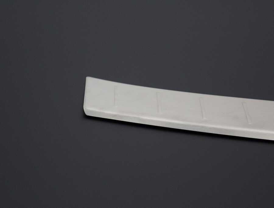 OMSA Renault Clio 5 Krom Arka Tampon Eşiği Taşlı 2019-2025 Arası