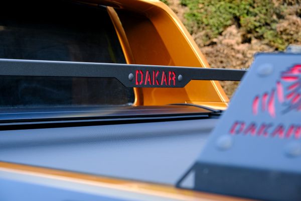 OMSA Ssangyong KGM Musso Dakar Kasa Üstü Ara Atkı 2 Parça Siyah 130-177cm 2026 ve Sonrası