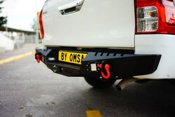 Arka Korumalar - OMSA Toyota Hilux Dakar Çelik Arka Tampon Ledli Sensörlü 2015-2026 Arası