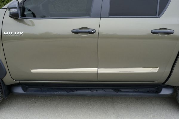 OMSA Toyota Hilux Krom Yan Kapı Çıtası 4 Parça 2015-2026 Arası