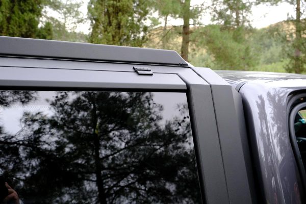 OMSA Toyota Hilux Omcap Camlı Kabin Paslanmaz Çelik 2015-2026 Arası