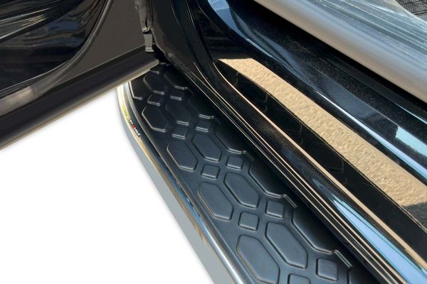 OMSA Peugeot 2008 Blackline Yan Basamak Krom 2019 ve Sonrası
