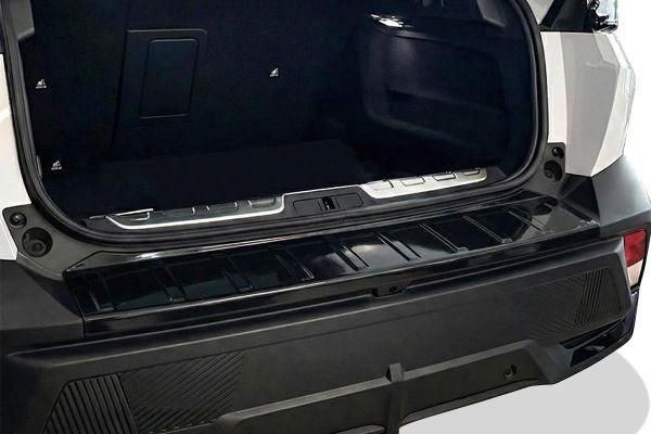 Peugeot 408 Arka Tampon Eşiği Parlak Plastik 2023 ve Sonrası