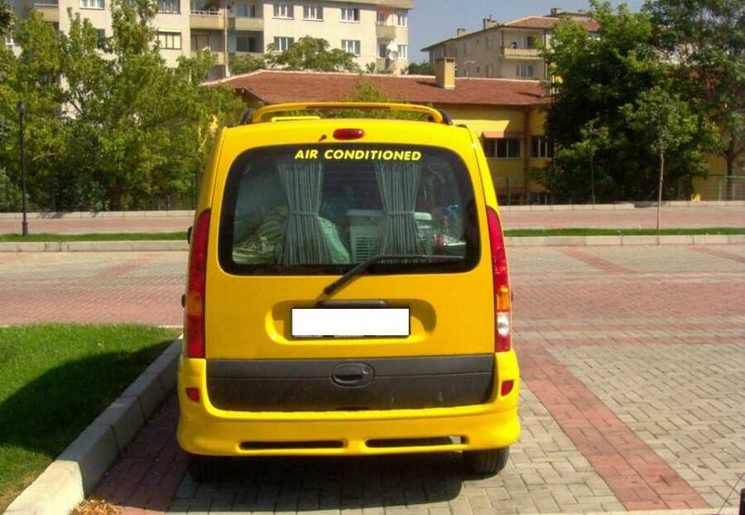 Body Kit » Fiber - Renault Kangoo Spoiler 2004-2008