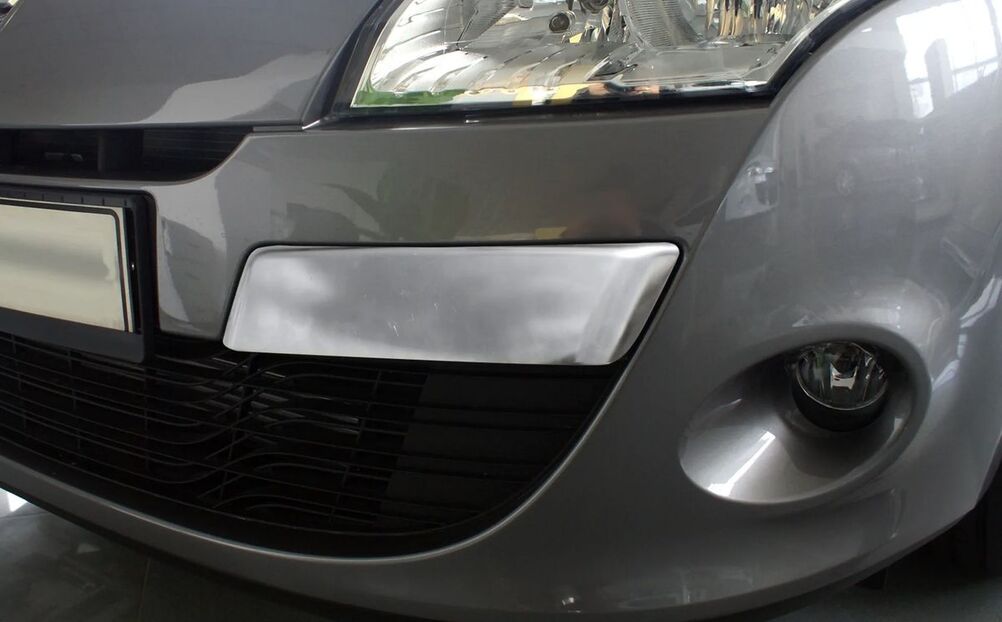 Renault Megane 3 Krom Ön Tampon Kaşı 4 Parça 2010-2012 Arası