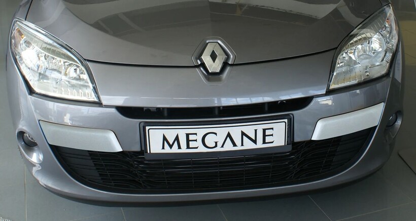 Renault Megane 3 Krom Ön Tampon Kaşı 4 Parça 2010-2012 Arası - Thumbnail