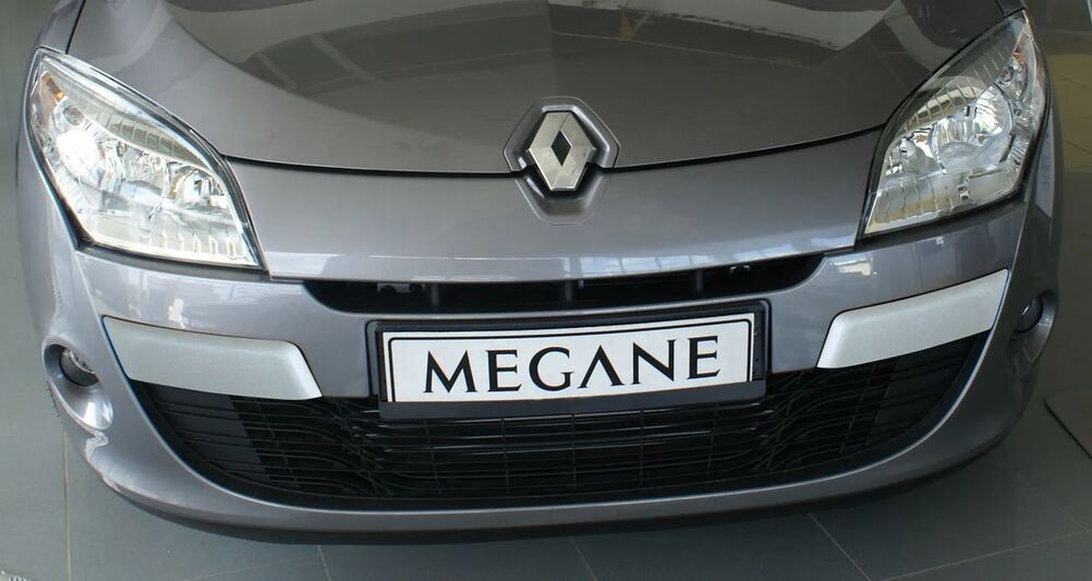 Renault Megane 3 Krom Ön Tampon Kaşı 4 Parça 2010-2012 Arası