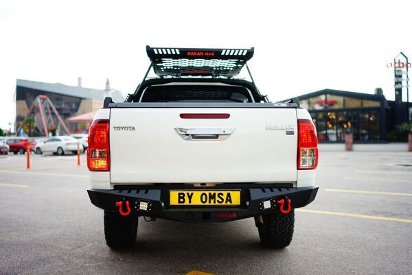 OMSA Toyota Hilux Dakar Çelik Arka Tampon Ledli Sensörlü 2015 ve Sonrası