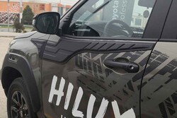 Toyota Hilux Yarasa Kapı Dodik Seti 4 Parça 2020-2026 Arası - Thumbnail