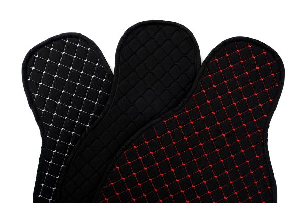 Universal Kapitone Oto Koltuk Minderi Cepli 3 Parça Siyah-Kırmızı