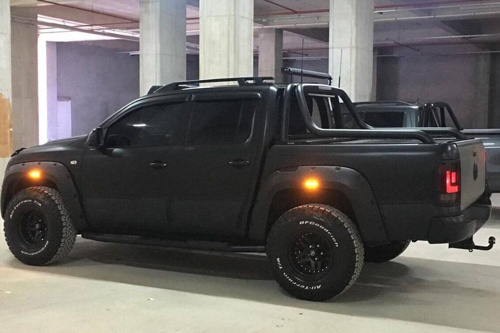 VW Amarok Dodik Seti Ledli Mat Siyah Depo Kapağı 23 cm Vidalı 4 Parça 2010-2021 Arası