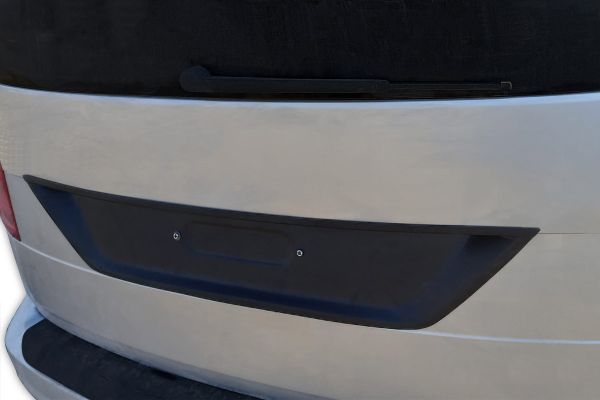 VW Caddy Minivan Plaka Yeri Kaplama Plastik 2015-2020 Arası