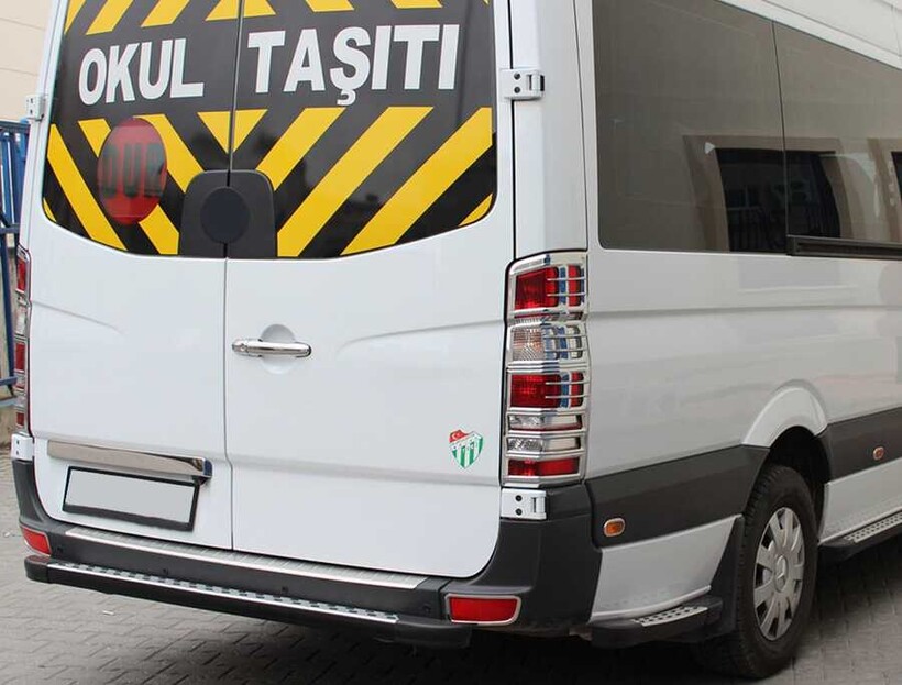 OMSA VW Crafter Krom Reflektör Çerçevesi 2 Parça 2014-2017 Arası - Thumbnail