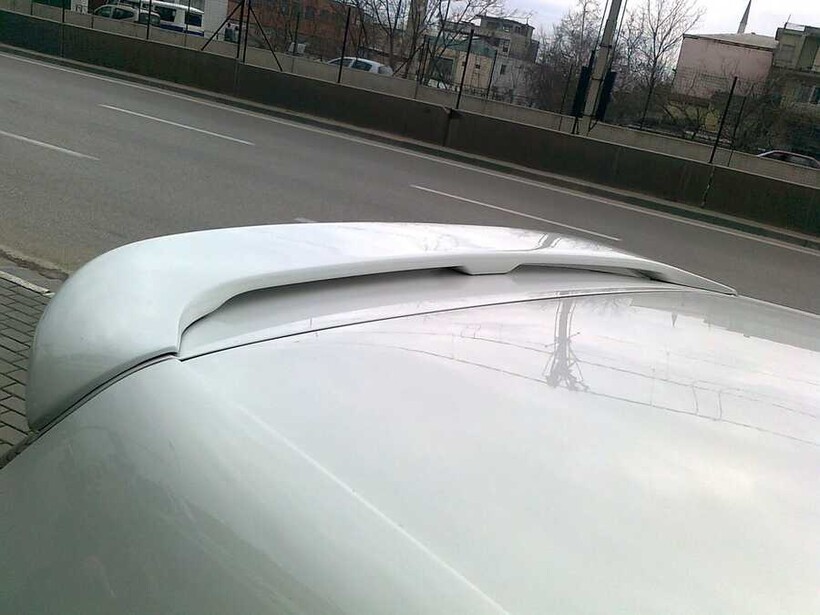 VW Golf 6 Spoiler 2009 ve Sonrası - Thumbnail