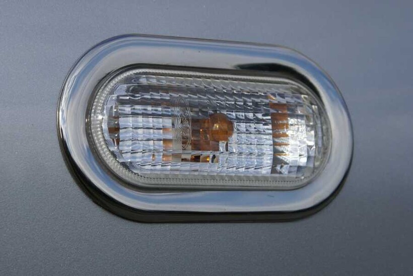 OMSA VW Polo Krom Sinyal Çerçevesi 2 Parça 2005-2009 Arası - Thumbnail