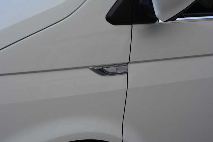 OMSA VW T6 Transporter Krom Sinyal Çerçevesi 2 Parça Abs 2015-2019 Arası - Thumbnail
